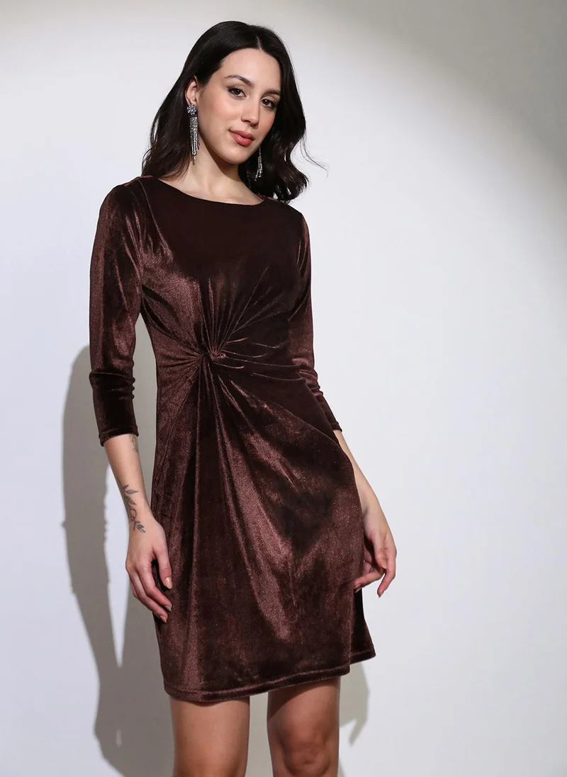 globus Globus Women Brown Boat Neck Twisted Detail Velvet Sheath Mini Party Dress